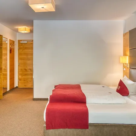 ホテル Mallaun Hotel.erlebnis ゼー