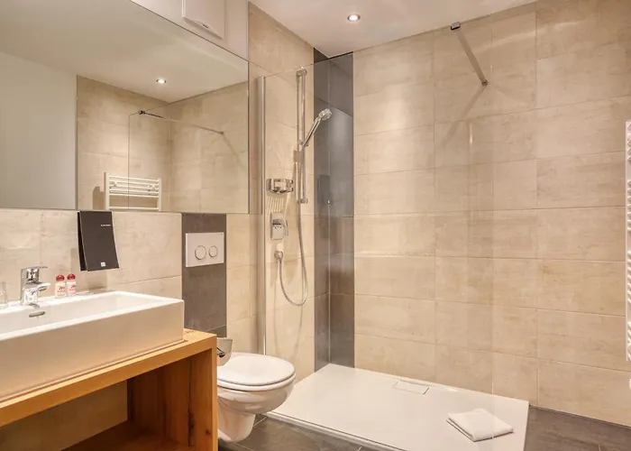 Mallaun Hotel.erlebnis 4* סי