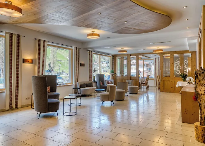 Mallaun Hotel.erlebnis 4* סי